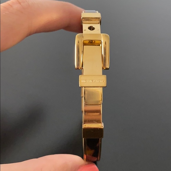 Michael Kors Gold/Tortoise Buckle Bracelet - Picture 7 of 8